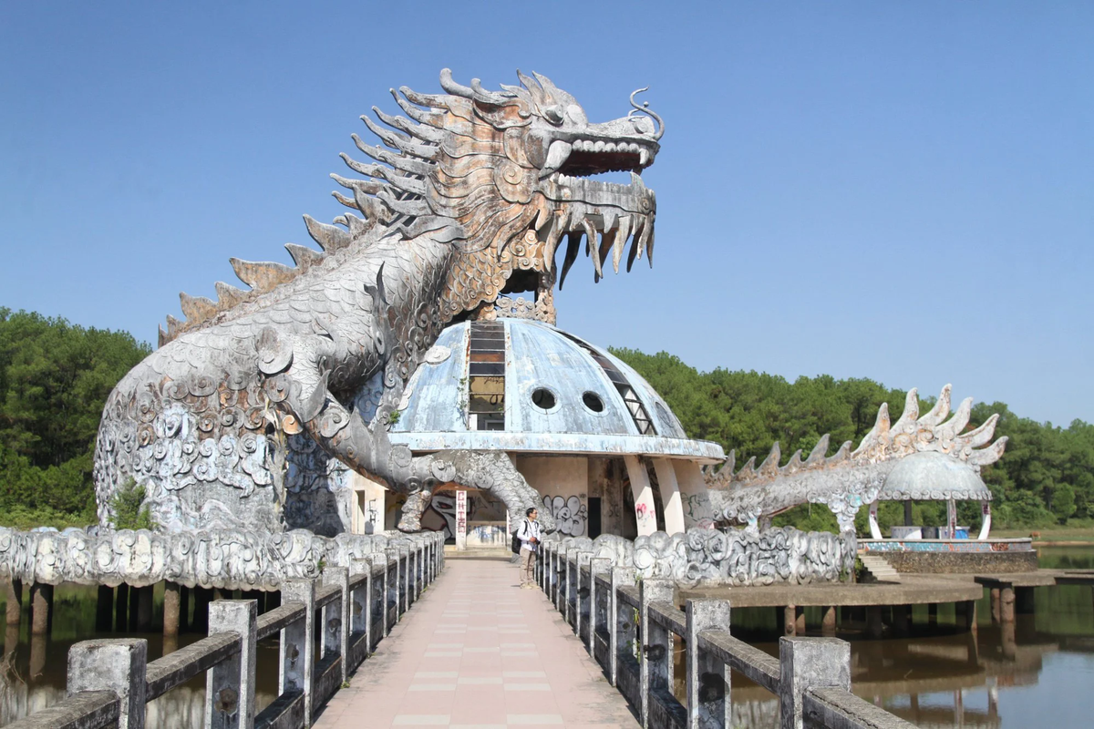 Tuong rong noi tieng o Hue tung len bao My sap bi ban sat vun