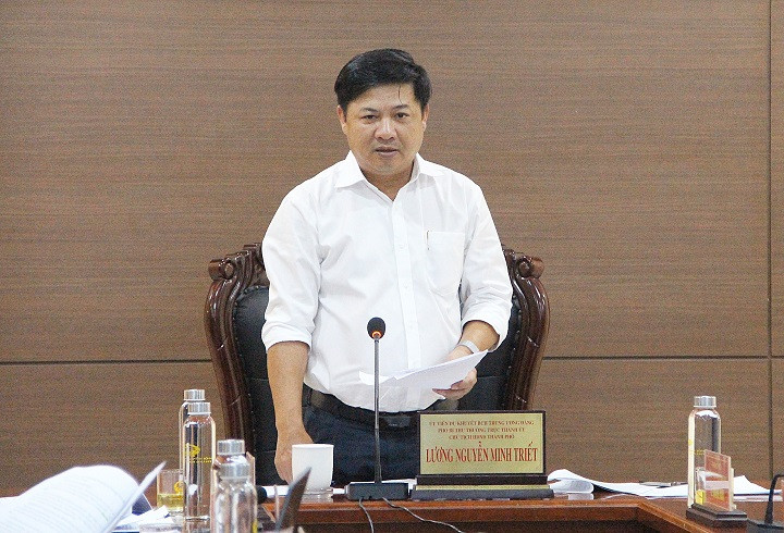 Quá trình công tác, ông Lương Nguyễn Minh Triết từng giữ các chức vụ: Bí thư Thành đoàn Đà Nẵng, Bí thư Quận uỷ Liên Chiểu (TP Đà Nẵng), Chủ tịch Liên đoàn Lao động TP. Đà Nẵng, Chánh Văn phòng Thành uỷ Đà Nẵng, Bí thư Quận uỷ Hải Châu (TP Đà Nẵng).