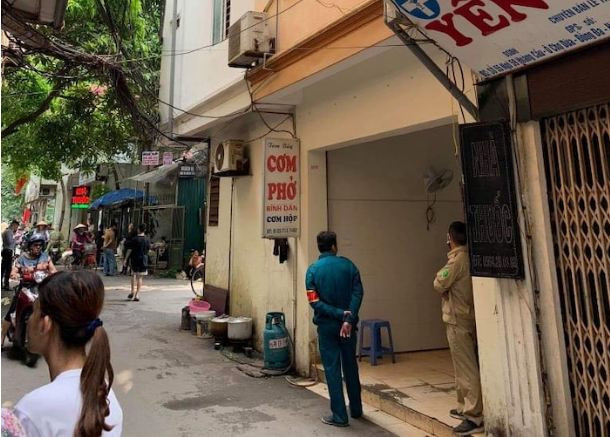 Phat hien nam sinh vien tu vong trong tu the treo co o Ha Noi