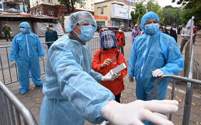 Nguoi ban hang rong Bac Lieu tiep xuc voi BN COVID-19: BYT vao cuoc