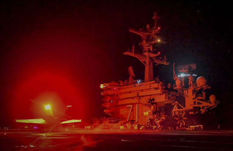 "Chúng tôi luôn tìm mọi cơ hội cải thiện năng lực tác chiến và khả năng thực hiện những chiến dịch trên nhiều mặt trận. Hải quân Mỹ luôn sẵn sàng làm nhiệm vụ và triển khai khắp thế giới", chuẩn đô đốc Wikoff nói thêm.