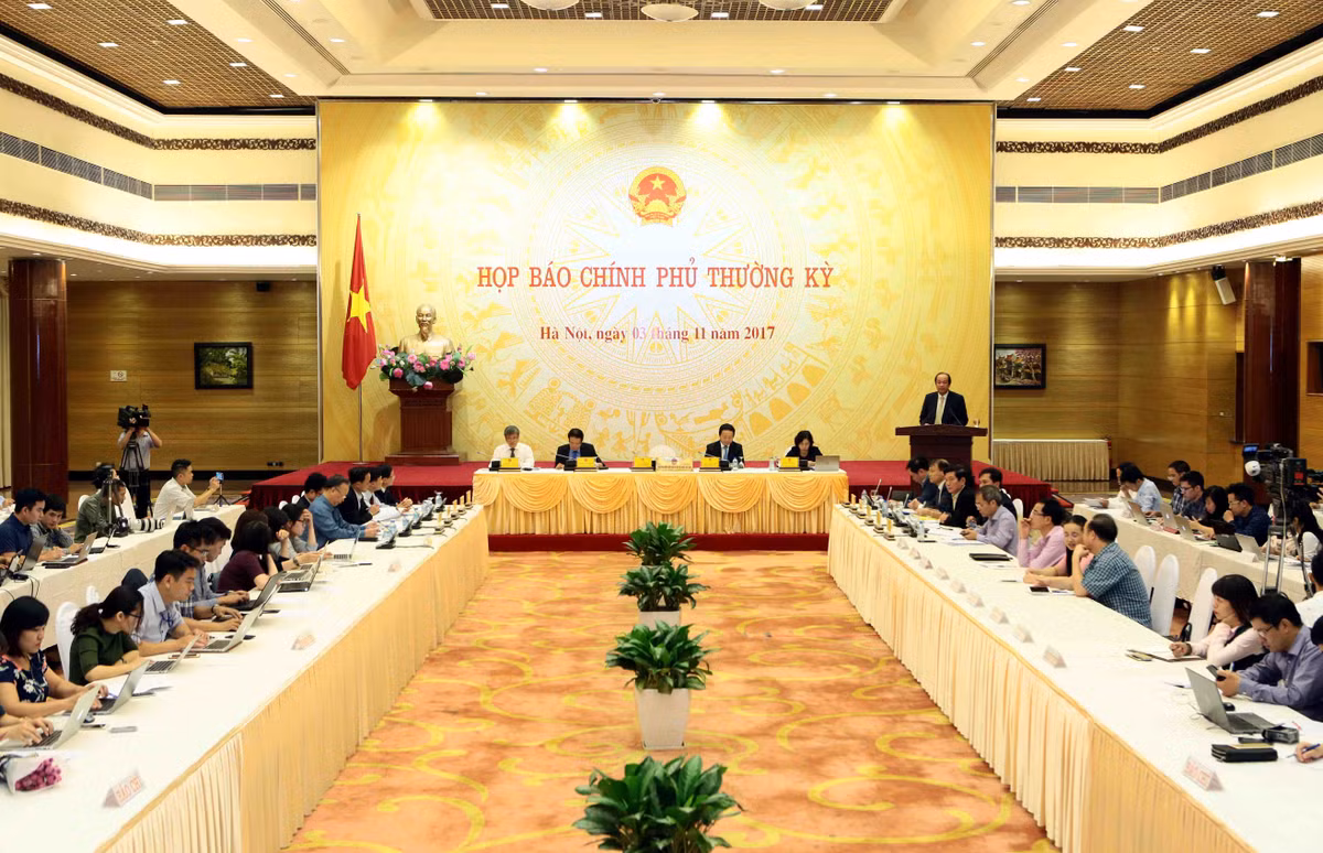 "Chinh phu chua ban viec hop nhat mot so Bo..."