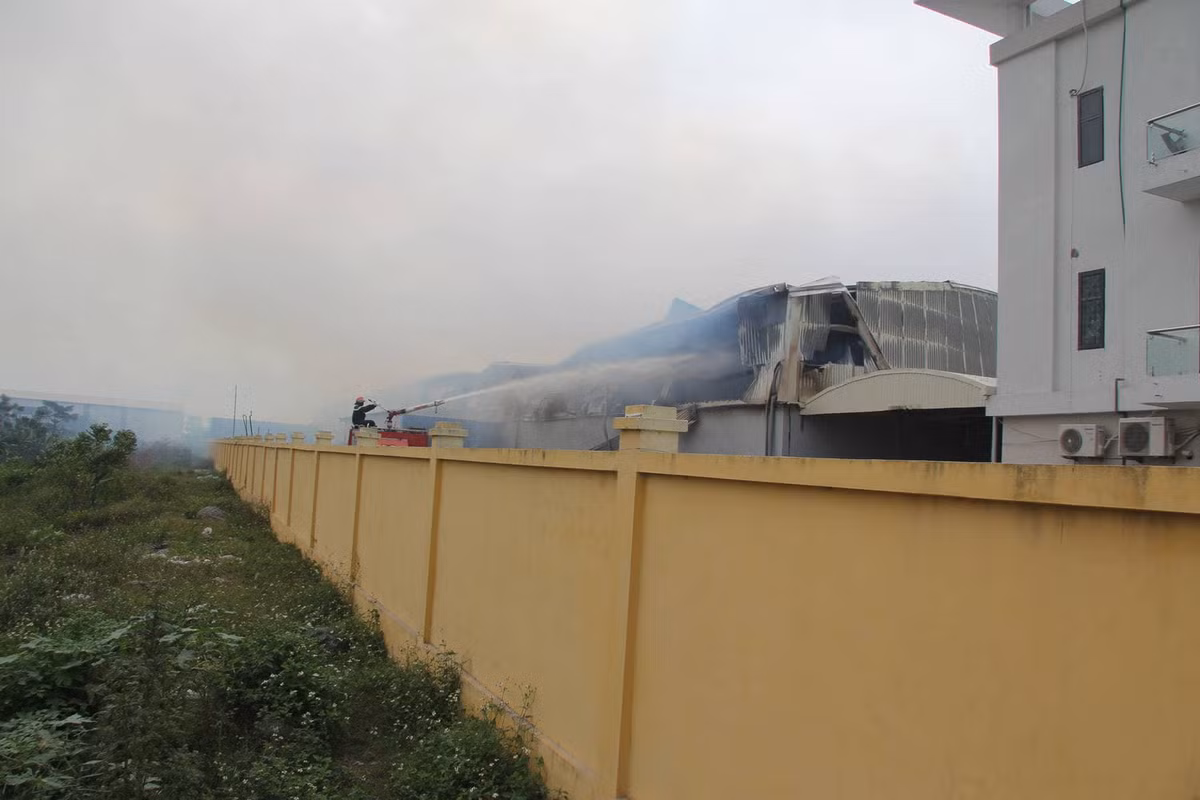 Chay ngun ngut tai Cong ty TNHH Bong Thai Binh-Hinh-4