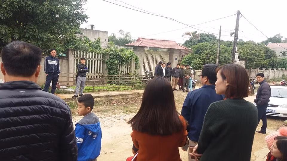 Be gai 20 ngay tuoi bi bat coc o Thanh Hoa: Nhan chung noi gi?-Hinh-2