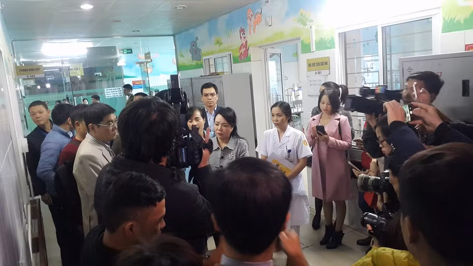 Bo truong Bo Y te: 4 tre tu vong tai BV San Nhi Bac Ninh la bat thuong-Hinh-2