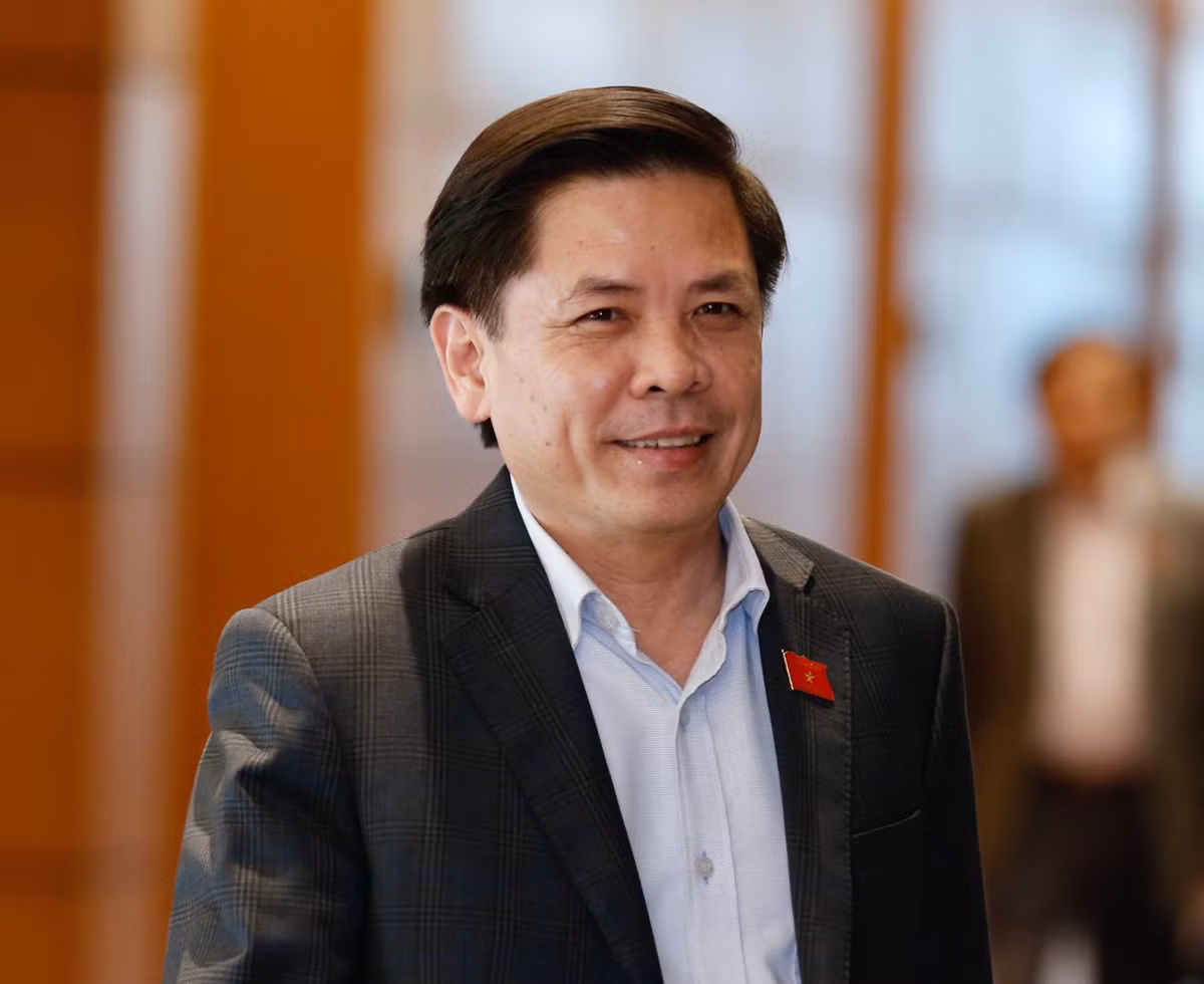 Tư lệnh ngành giao thông cũng đã thể hiện vai trò "người đứng đầu" rõ nét ở giai đoạn này trong việc hoàn thành hàng loạt các dự án như Hầm Hải Vân 2; dự án đường băng tại sân bay Nội Bài và Tân Sơn Nhất, tuyến Lộ Tẻ - Rạch Sỏi, cao tốc Trung Lương - Mỹ Thuận; sửa chữa cầu Thăng Long, Hà Nội. Đáng chú ý là dự án siêu sân bay Long Thành. Ngày 5/1/2021, dự án này đã chính thức được khởi công với quy mô 100 triệu hành khách/năm và 5 triệu tấn hàng hóa/năm với tổng mức đầu tư 336.630 tỉ đồng (tương đương 16,03 tỉ USD). 