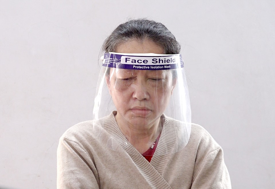 Do có mối quan hệ anh em họ hàng với Mười Tường, nên ông Lê Tấn Tài đã chỉ đạo cho Điều tra viên thực hiện quy trình điều tra không đúng quy định của pháp luật, tạo điều kiện để các đối tượng thông cung, thống nhất khai báo gian dối... dẫn đến bỏ lọt hành vi phạm tội và bỏ lọt các đối tượng chủ mưu, cầm đầu trong vụ án không bị xử lý trước pháp luật.