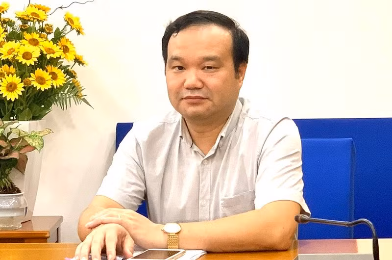 Cụ thể, trong hiệp thương giá mặt hàng kít xét nghiệm COVID-19, Đảng ủy Cục Quản lý giá đã không lãnh đạo, chỉ đạo Cục Quản lý giá báo cáo, tham mưu để Ban cán sự đảng Bộ Tài chính thảo luận tập thể, quyết nghị về việc thực hiện nhiệm vụ là cơ quan chủ trì tổ chức hiệp thương giá theo chỉ đạo của Thủ tướng Chính phủ. Cục Quản lý giá tổ chức hiệp thương giá trái quy định của pháp luật khi chưa đủ điều kiện, chưa làm rõ được cơ sở xây dựng phương án giá hiệp thương.