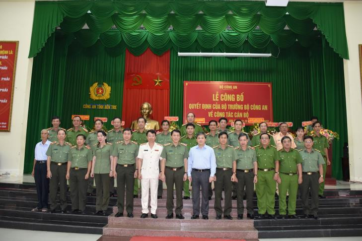 Tháng 3/2020, Đại tá Trương Sơn Lâm được Bộ Công an bổ nhiệm giữ chức vụ Phó Cục trưởng Cục An ninh mạng và Phòng chống tội phạm sử dụng công nghệ cao cho đến nay.