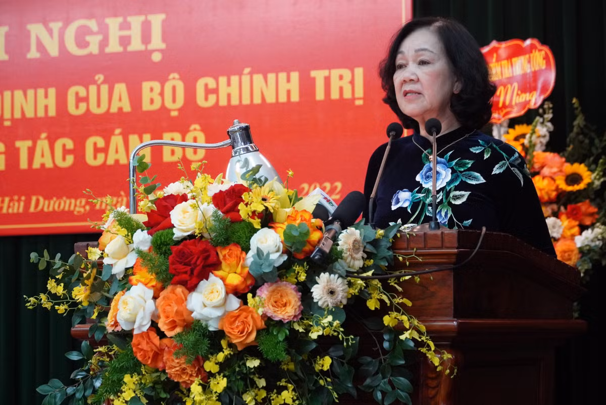 Tại Hội nghị công bố quyết định trên, bà Trương Thị Mai - Trưởng Ban Tổ chức Trung ương Trương đánh giá cao những nỗ lực của cấp uỷ Đảng bộ, chính quyền và nhân dân Hải Dương để đạt được những kết quả đáng khích lệ trong phát triển kinh tế - xã hội thời gian qua.