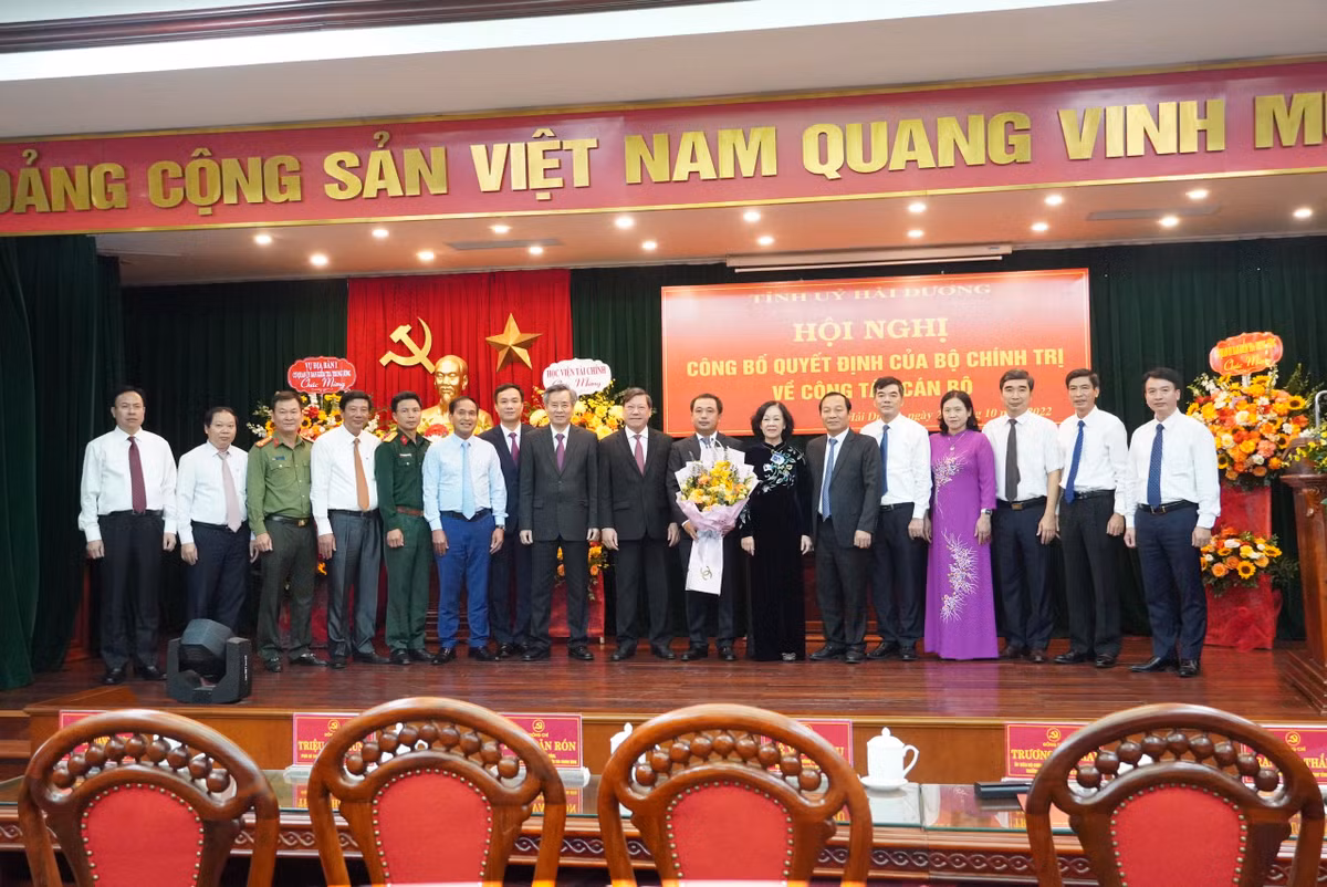 Trưởng Ban Tổ chức Trung ương bày tỏ sự tin tưởng ông Trần Đức Thắng, với năng lực và quá trình công tác ở nhiều cương vị khác nhau, sẽ tiếp cận nhanh với tình hình địa phương, gương mẫu, là hạt nhân đoàn kết, cùng Ban Chấp hành, Ban Thường vụ, Thường trực Tỉnh uỷ tăng cường lãnh đạo, chỉ đạo, tổ chức thực hiện có hiệu quả Nghị quyết Đại hội Đảng bộ tỉnh Hải Dương lần thứ XVII gắn với Nghị quyết XIII của Đảng. 
