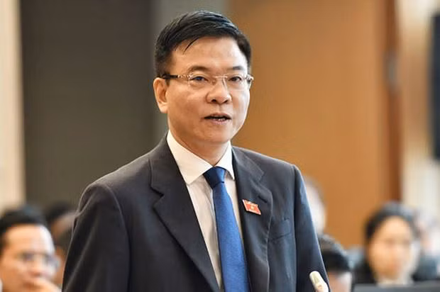 Cu tri kien nghi xu tu hinh toi pham tham o, nhan hoi lo