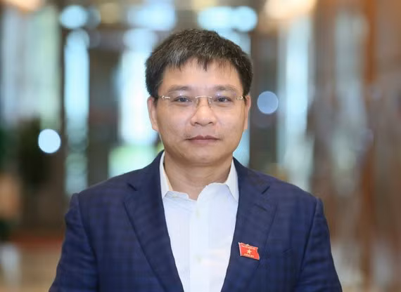 Ông Nguyễn Văn Thắng là Ủy viên Trung ương Đảng: Khóa XII (dự khuyết), XIII; Bí thư Tỉnh ủy, Bí thư Đảng ủy Quân sự tỉnh Điện Biên; Trưởng Đoàn ĐBQH tỉnh Điện Biên: Khóa XIV, XV; Ủy viên Ủy ban Kinh tế của Quốc hội Khóa XIV. Đại biểu Quốc hội: Khóa XIV, XV. 