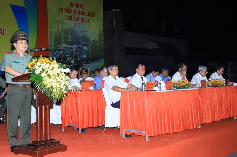 To 161 Cong an Dong Nai - “qua dam thep” tan cong toi pham-Hinh-2