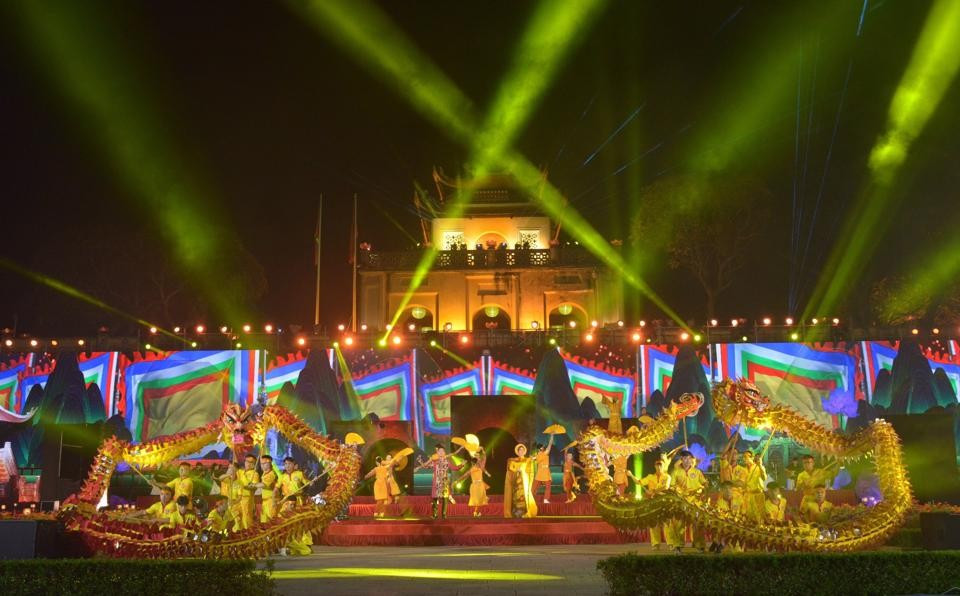 Ha Noi: Nhieu hoat dong ky niem 68 nam Ngay Giai phong Thu do-Hinh-3