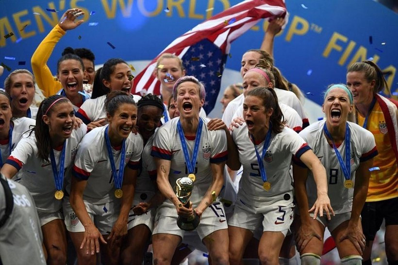 FIFA doi quyen loi cho bong da nu