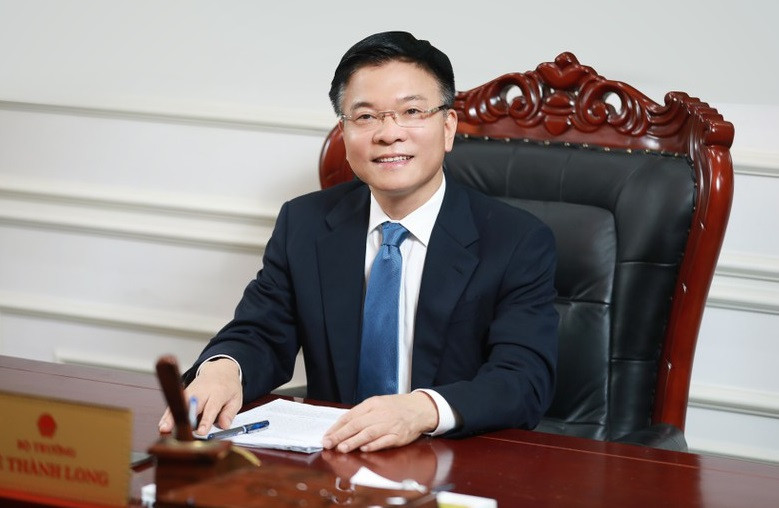 Ủy viên Trung ương Đảng, Bộ trưởng Bộ Tư pháp Lê Thành Long