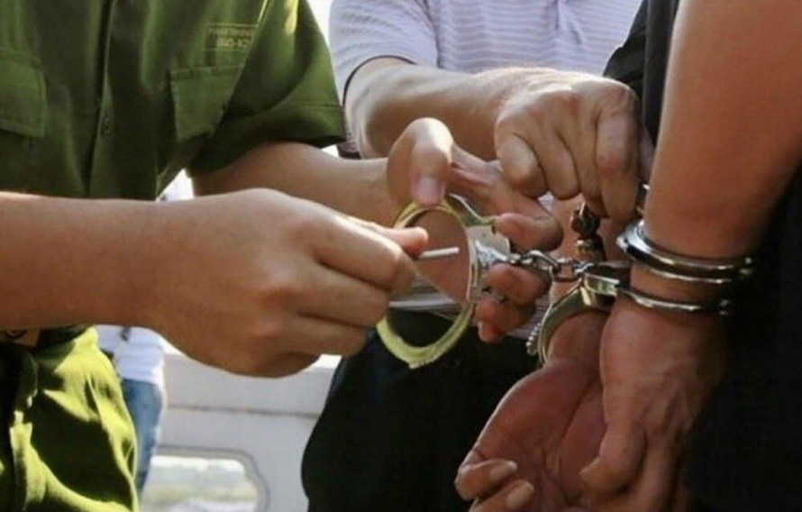 Quang Ninh: Truc loi tu boi thuong GPMB, nhieu can bo bi khoi to