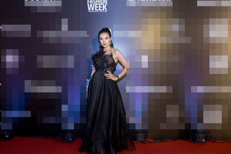 Ngoài Phương Oanh và nghệ sĩ Lan Hương, sự kiện còn có sự góp mặt của Thanh Hương - nữ diễn viên đóng vai Lan trong bộ phim "Quỳnh búp bê".