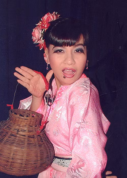 Hình ảnh Cát Phượng trong vai Cám trong vở kịch "Tấm Cám". Ảnh: Nguoilaodong