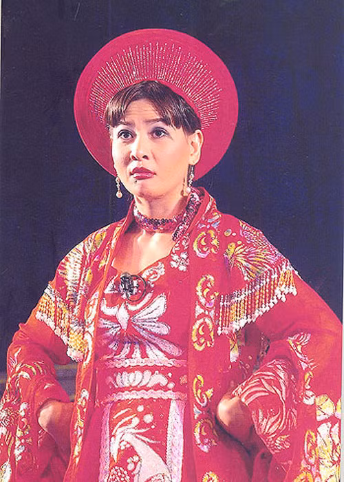 Theo Zing, sau “Đất phương Nam”, Cát Phượng xuất hiện phần lớn trên sân khấu kịch. Cô được đánh giá có lối diễn duyên dáng, sống hết mình với nhân vật. Ảnh: Nguoilaodong