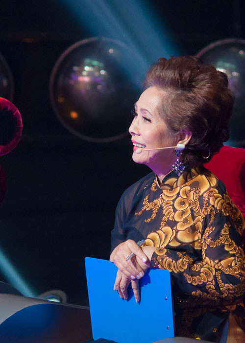 Giọng ca "Nhạn trắng Gò Công” rất tự hào về những người con của mình. Ảnh: Dân Việt