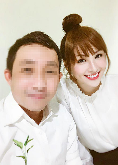 Diễm Hương còn đăng tải loạt ảnh trẻ trung, ngọt ngào như gái 18 của mình.