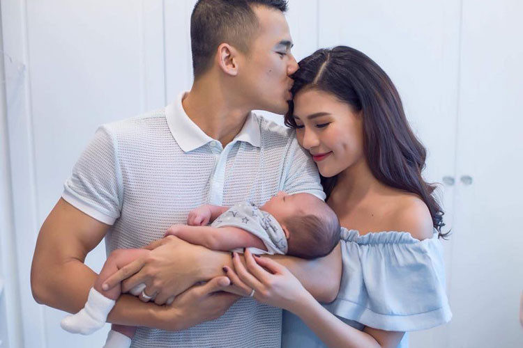 Lương Thế Thành cũng được khen ngợi là ông chồng quốc dân. Anh để cho Thúy Diễm quản lý tài chính của hai người.