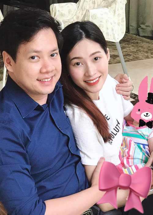 Đặng Thu Thảo từng chia sẻ, cô bỏ bao nhiêu vào ví của ông xã thì anh lấy bấy nhiêu, cũng không quan tâm có bao nhiêu tiền trong người.