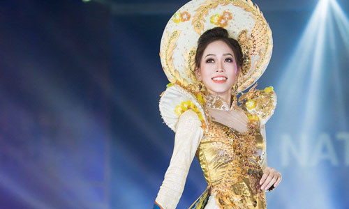 Duoc ung ho nhu vu bao, Phuong Nga lieu co cua thang Miss Grand?