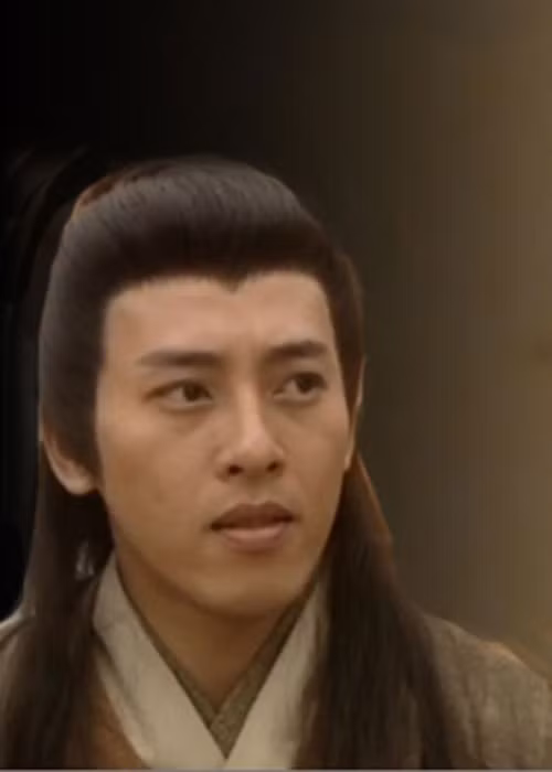 Lữ Tụng Hiền bày tỏ niềm biết ơn với nhà văn Kim Dung. "Nếu không có tác phẩm “Tiếu ngạo giang hồ” của ông thì không có Lữ Tụng Hiền ngày hôm nay", anh viết.