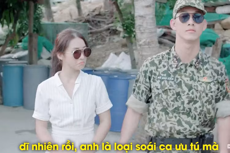 Nói chuyện với Hoài Phương, Duy Kiên tự nhận mình là soái ca ưu tú.