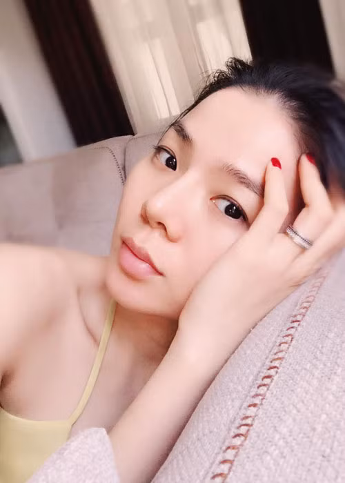 Le Quyen mat moc dep khong ty vet it my nhan Viet bi kip