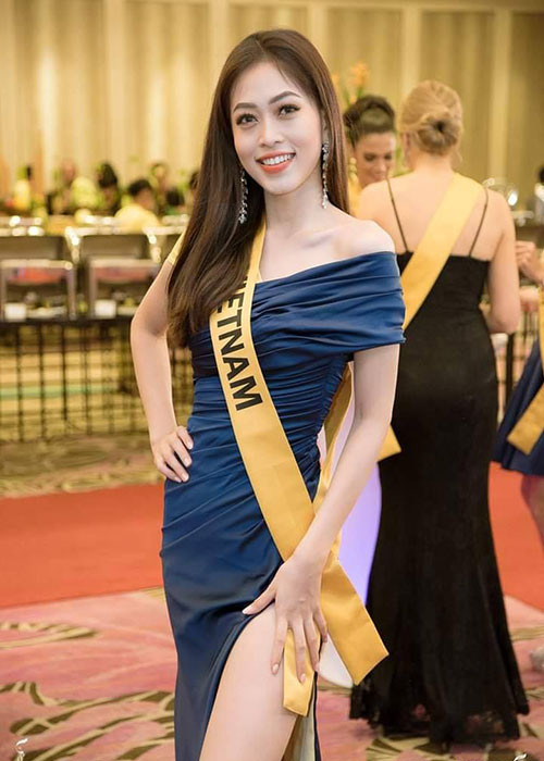 Chỉ còn 3 ngày nữa là chung kết Hoa hậu Hòa bình Quốc tế 2018. Trên trang cá nhân, Phương Nga tự động viên bản thân cố gắng.