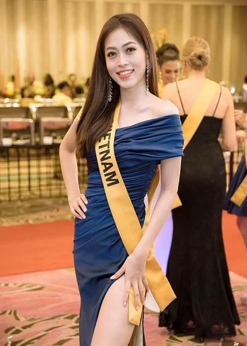 Chỉ còn 3 ngày nữa là chung kết Hoa hậu Hòa bình Quốc tế 2018. Trên trang cá nhân, Phương Nga tự động viên bản thân cố gắng.