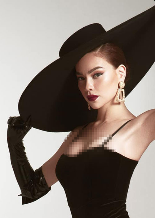 Tập yoga bền bỉ và có chế độ ăn uống hợp lý, "nữ hoàng giải trí" giữ được vóc dáng thon gọn.