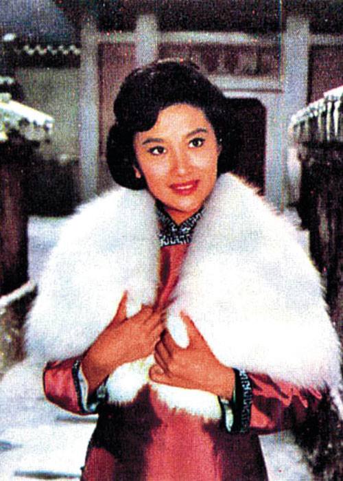 Sau khi ở ẩn, nguyên mẫu Tiểu Long Nữ của nhà văn Kim Dung ít khi lộ diện trước công chúng.