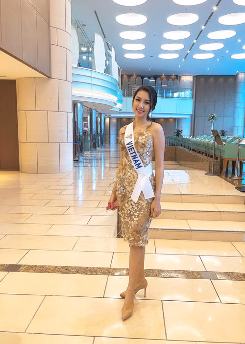 Thùy Tiên gấp rút thi hoa hậu thay cho Á hậu Thúy An vì lý do sức khỏe nên không thể tham gia cuộc thi Hoa hậu Quốc tế năm nay.