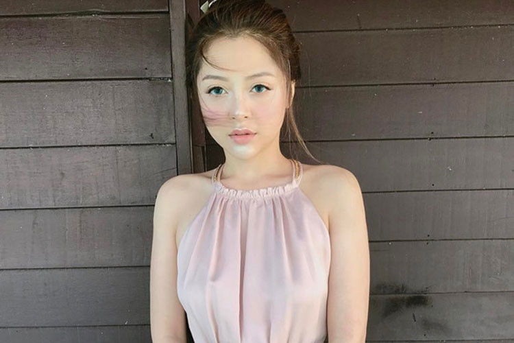 Bạn gái tin đồn của nam ca sĩ Soobin Hoàng Sơn sở hữu gương mặt xinh đẹp, thân hình gợi cảm. Ảnh: Zing