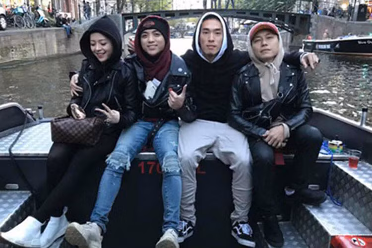 Chuyện tình của Soobin Hoàng Sơn gần đây gây chú ý khi anh liên tục vướng tin đồn với cô gái tên N.H.N