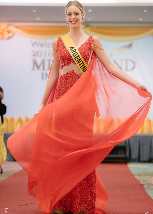 Julieta được người hâm mộ quê nhà kỳ vọng đạt thành tích cao tại đấu trường nhan sắc quốc tế. Ảnh: BTC