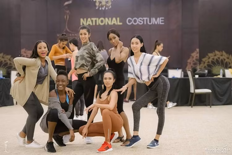 Tại cuộc thi Hoa hậu Hòa bình Quốc tế năm nay, đại diện Guadeloupe không được đánh giá cao về nhan sắc.