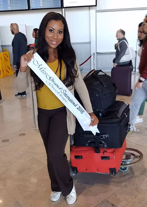 Phong cách thời trang của Meghan tại cuộc thi năm nay cũng bị chê.