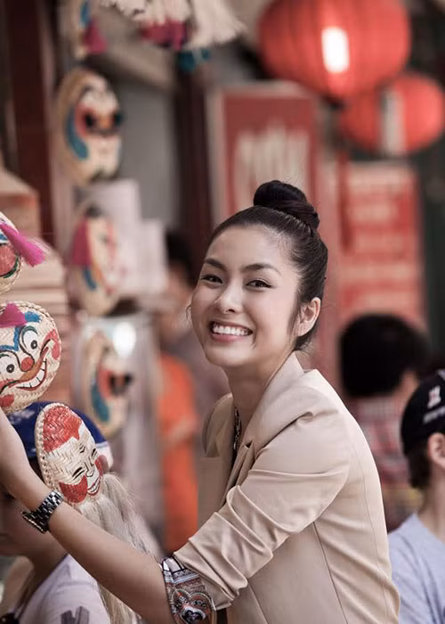 Tăng Thanh Hà cũng khoe một trong những bức ảnh trên trang cá nhân kèm dòng chú thích dành cho Lương Mạnh Hải: "Thanh xuân của anh em mình".