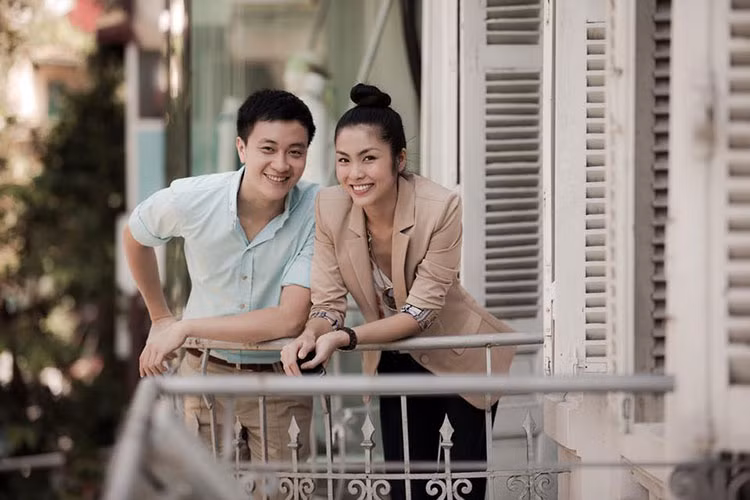 Cách đây không lâu, hai diễn viên đã hội ngộ đạo diễn của phim "Bỗng dưng muốn khóc" Vũ Ngọc Đãng.