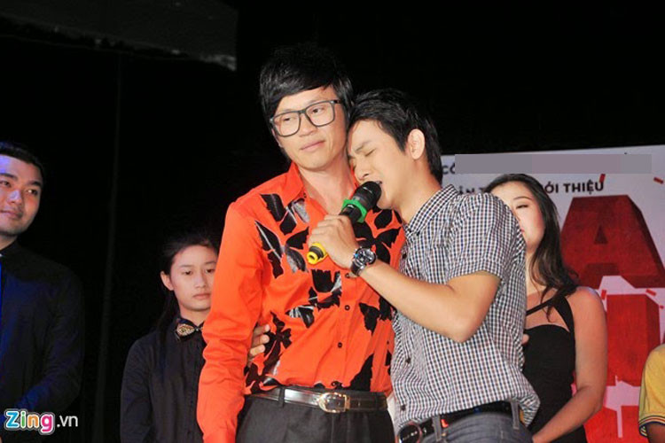 Hoài Linh được cho là cưng chiều Hoài Lâm nhất trong số những người con nuôi của anh. Ảnh: Zing