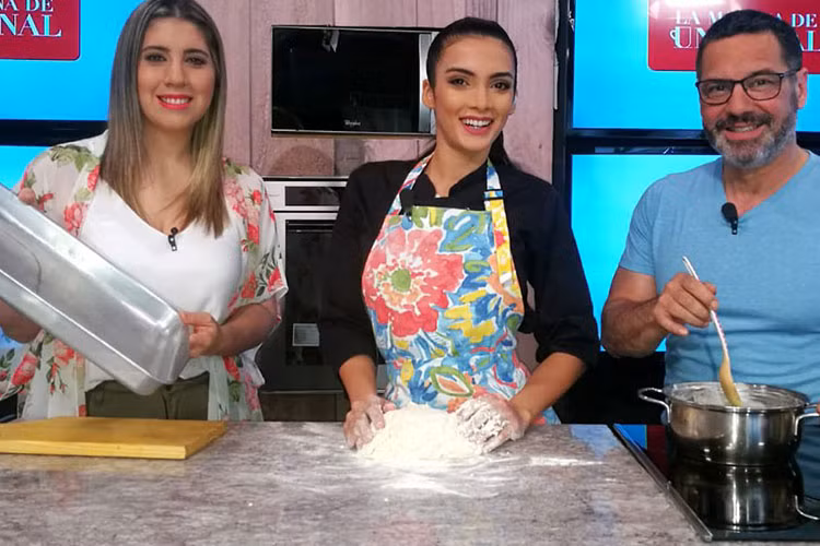 Làm đầu bếp, người mẫu, Clara vẫn theo đuổi việc học ngành luật.