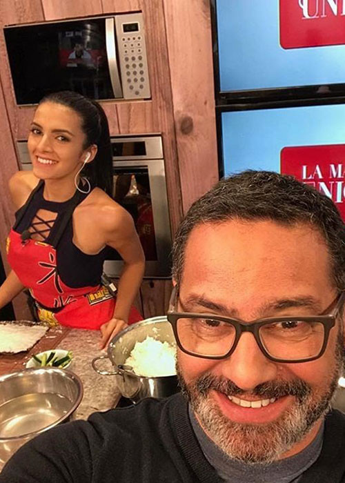 Được biết, Clara sinh ra trong một gia đình với 4 anh em trai.