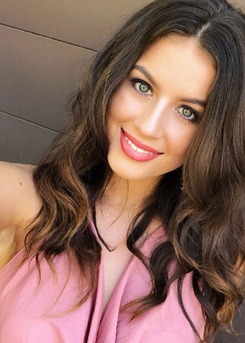 Missosology đưa ra dự đoán vị trí thứ 4 cuộc thi Hoa hậu Quốc tế 2018 sẽ thuộc về người đẹp đến từ Australia Emily Tokic.