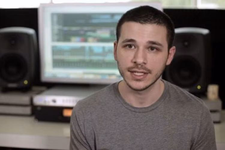 Nhạc sĩ kiện Noo Phước Thịnh đòi bồi thường gần 1 tỷ là cái tên khá xa lạ với khán giả Việt Nam yêu âm nhạc. Tuy nhiên, các bản nhạc phim của anh lại khá quen thuộc. Ảnh: alchetron